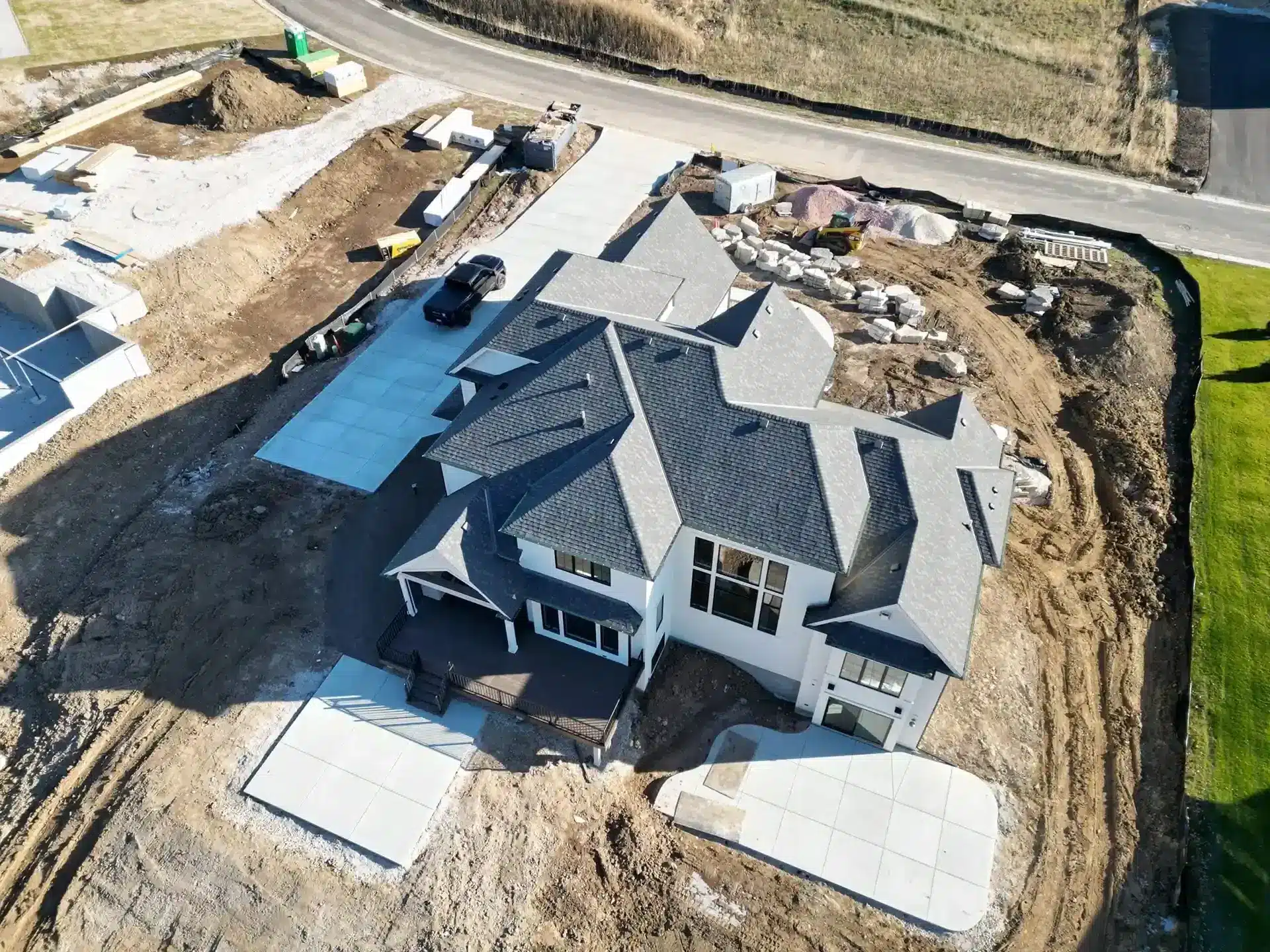 drone-shot-of-covered-porch-deck - Deck builders specialized in winter and off season deck building projects