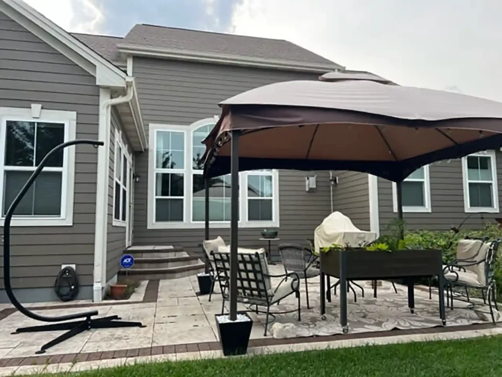 canopy-on-paver-patio-1-copia