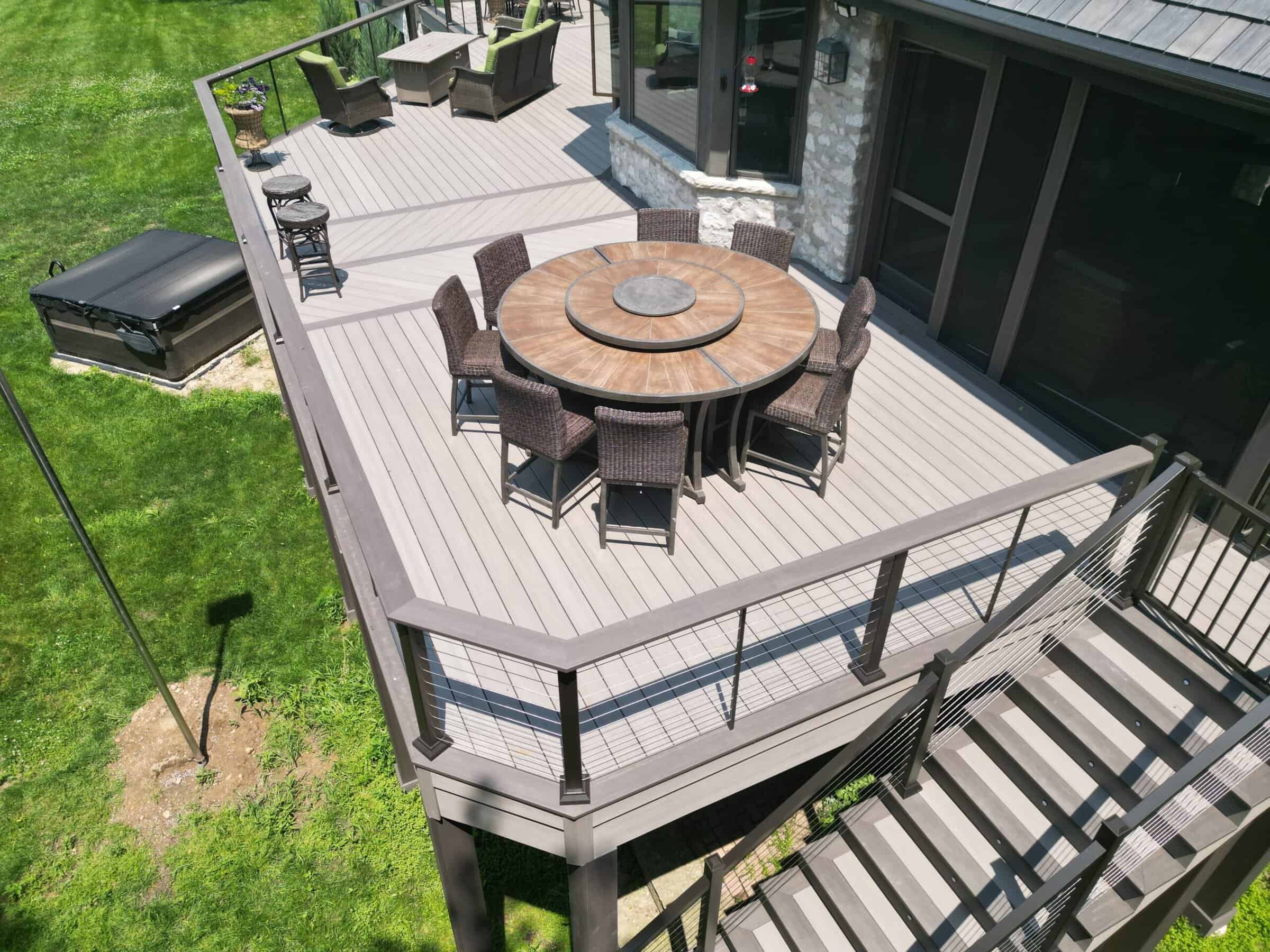 Deck Builder in Slinger, WI | Hometown Deck Builder