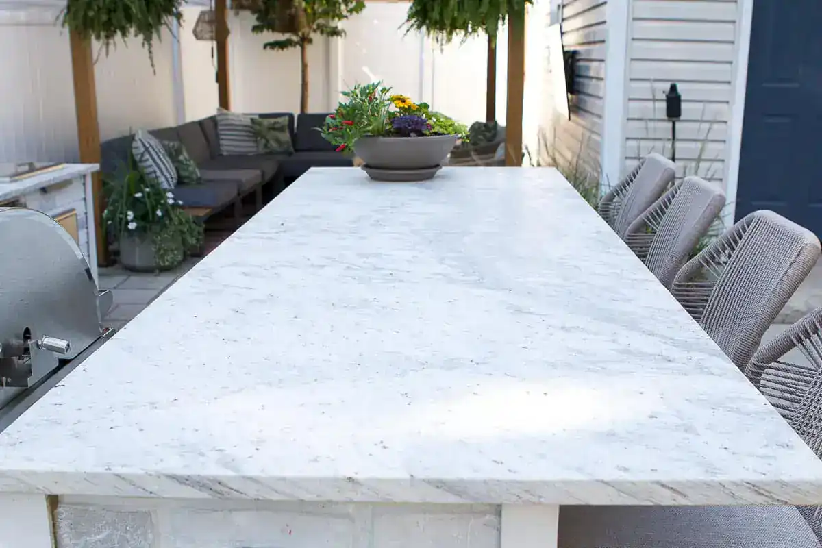 Outdoor living spaces with kitchen and bar in slinger wi