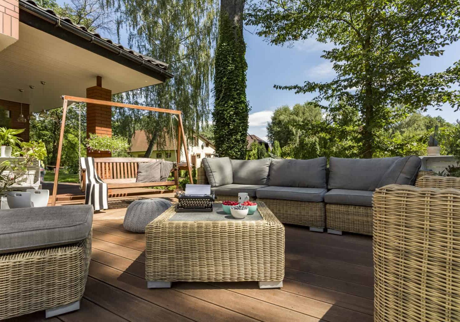 Best deck builder in Slinger, WA.