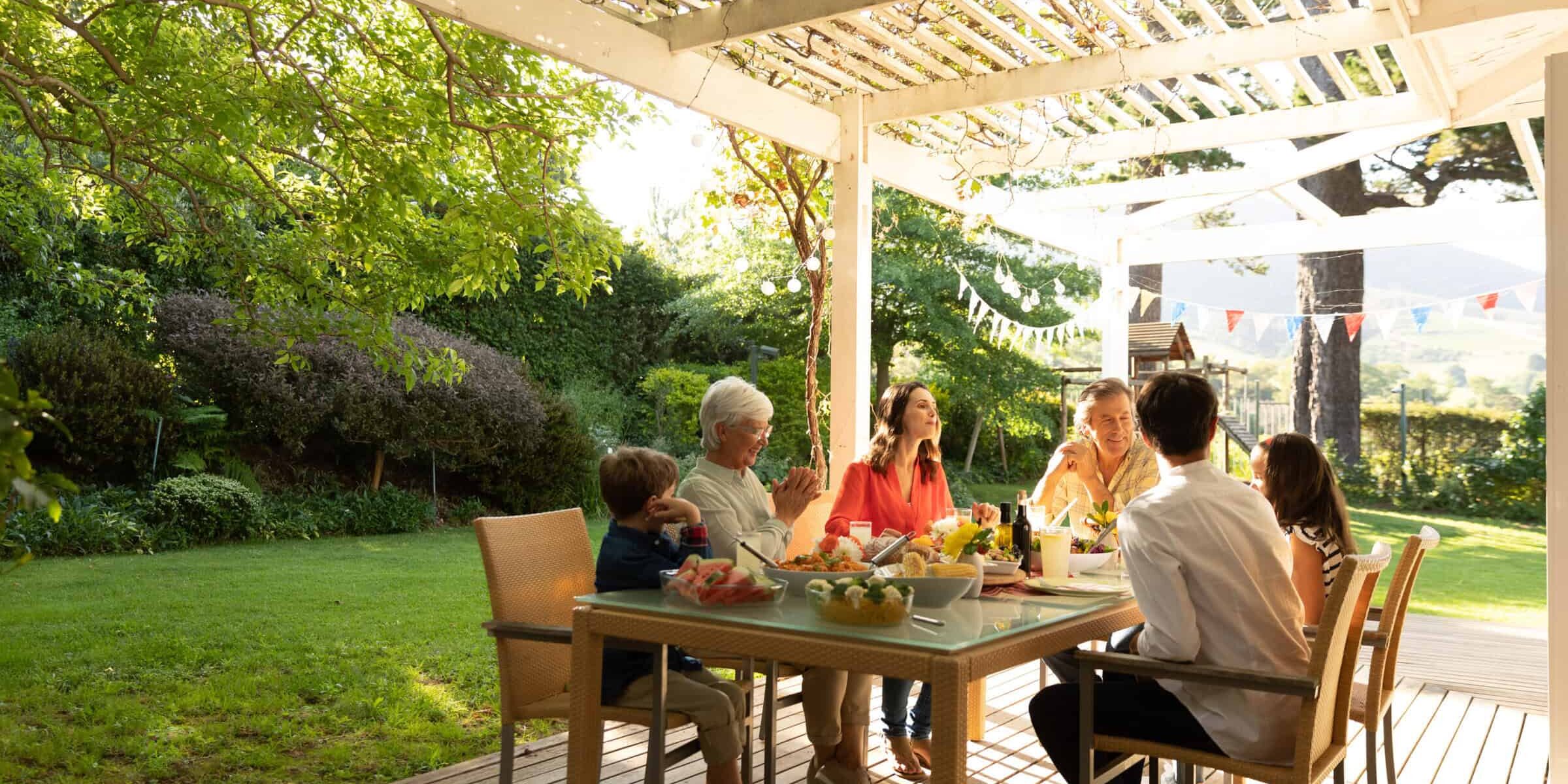 Covered patios in Washington, WI