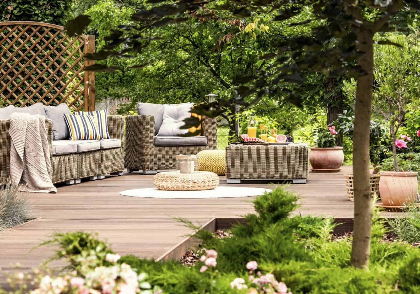 Custom deck builder in Washington, WI.