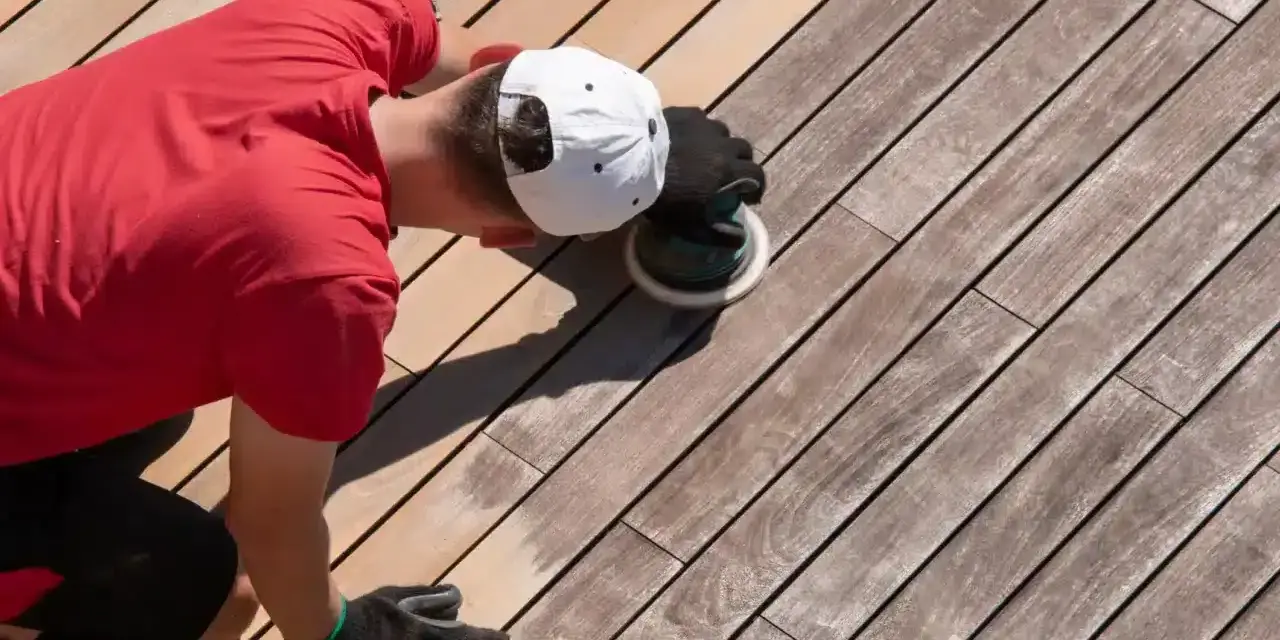 Deck builder in Washington, WI.